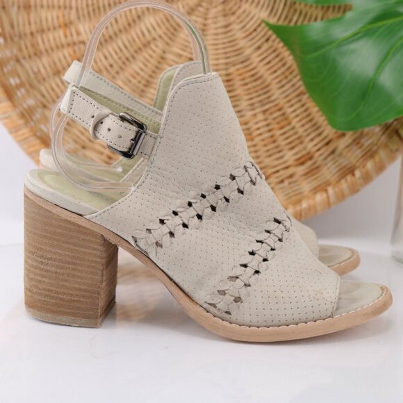 Rebels Womens Rayna Sandal Size 7 Beige Gray Suede Block Heel Open Toe Bootie - Picture 3 of 12